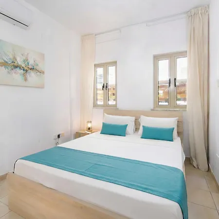 Fig Tree Five Villa